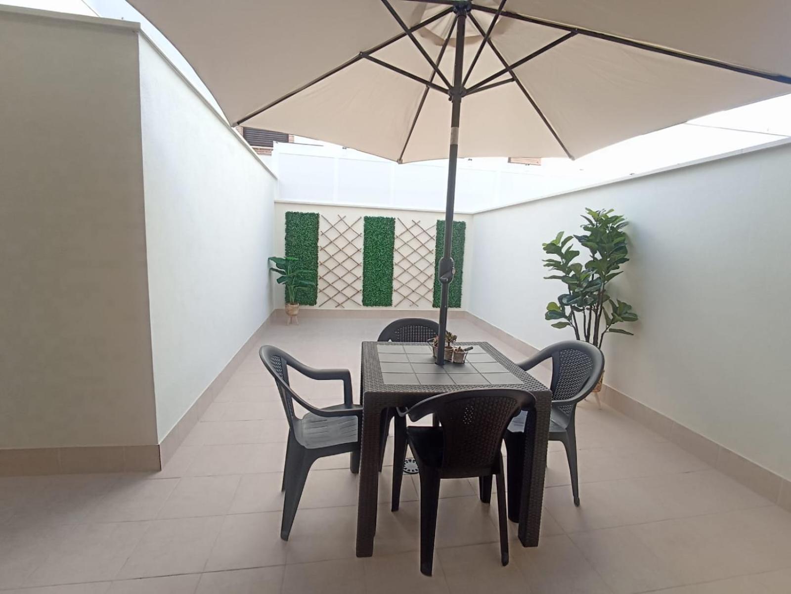 Apartamento Nuevo Centrico Con Aparcamiento Privado Incluido Alcalá de Guadaira Kültér fotó
